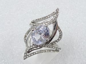 クリスタル　指輪(15号)